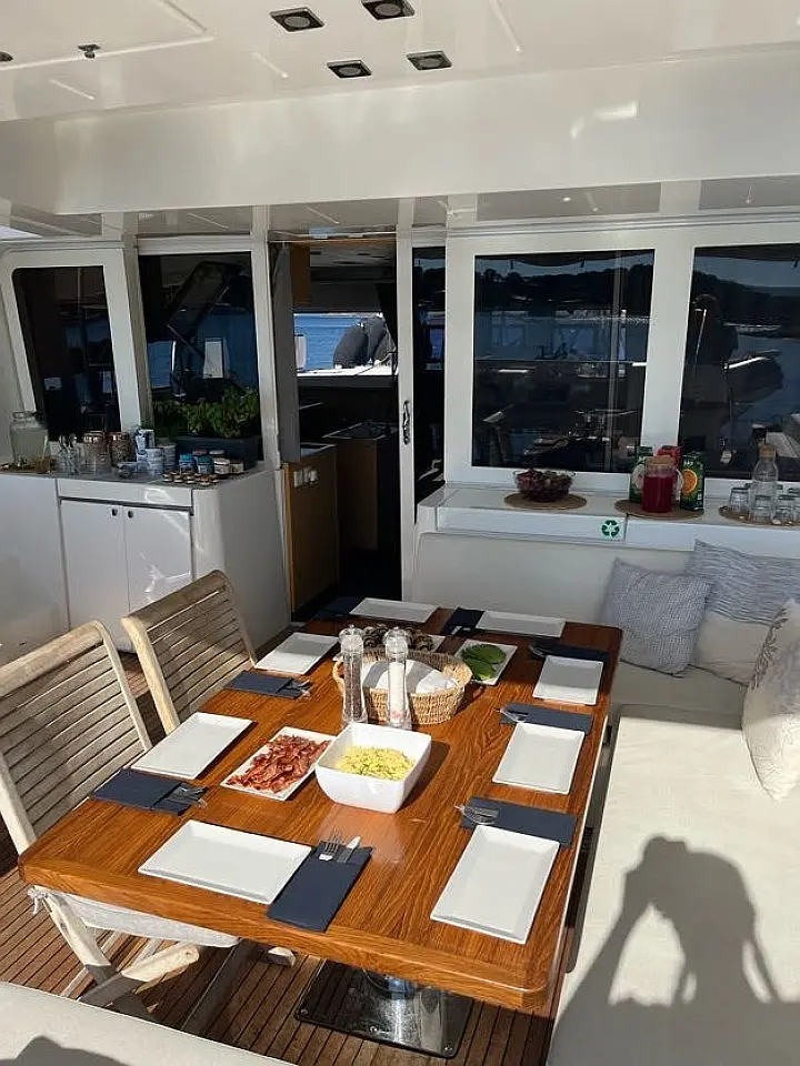 Lagoon 52F - 