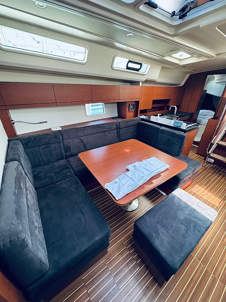 Hanse 458 - 