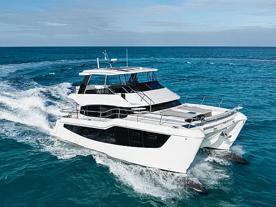 Aquila 50 Yacht