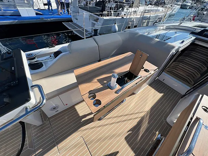 Bavaria C46 - 