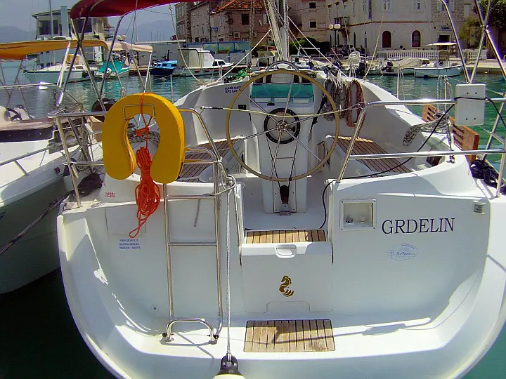 Beneteau Oceanis 331 Clipper - 