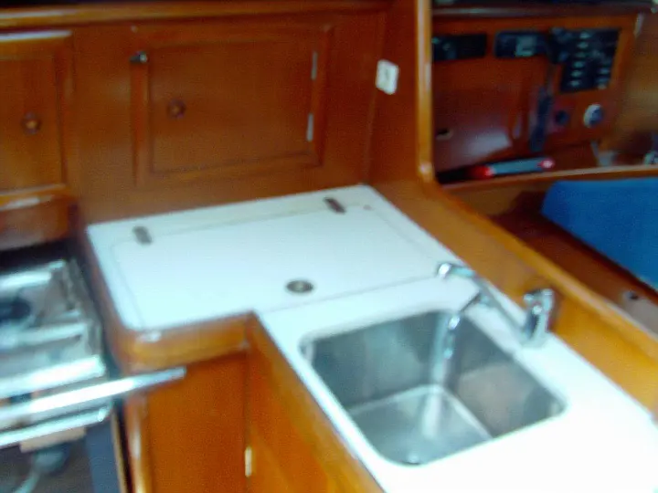 Beneteau Oceanis 331 Clipper - 