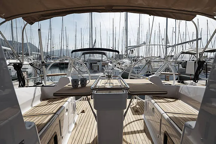 Elan Impression 45 - 