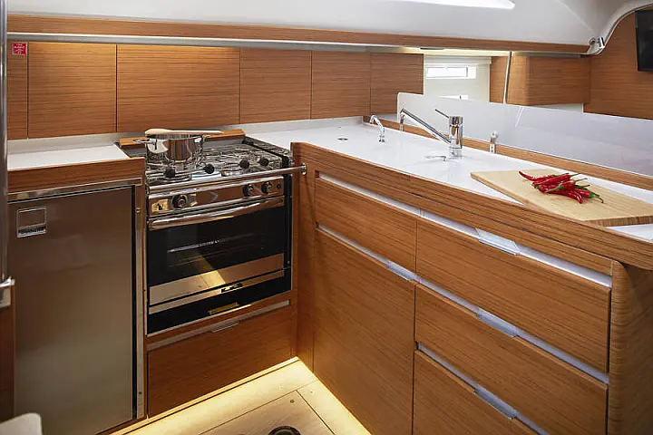 Elan Impression 45 - 