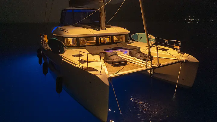 Lagoon 51 (LUXURY Equipped, SKIPPERED only) - 