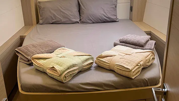 Lagoon 51 (LUXURY Equipped, SKIPPERED only) - 