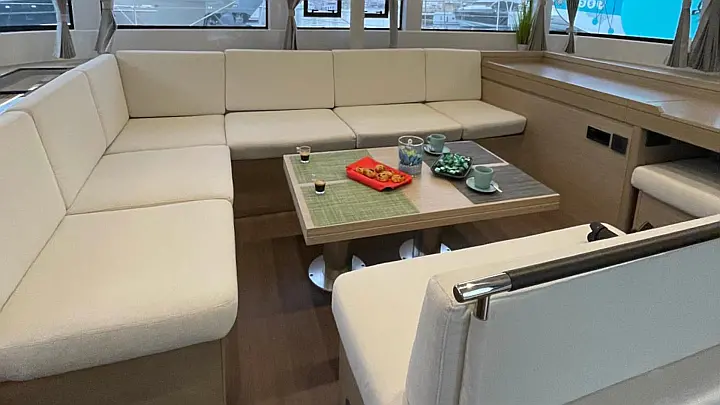 Lagoon 51 (LUXURY Equipped, SKIPPERED only) - 