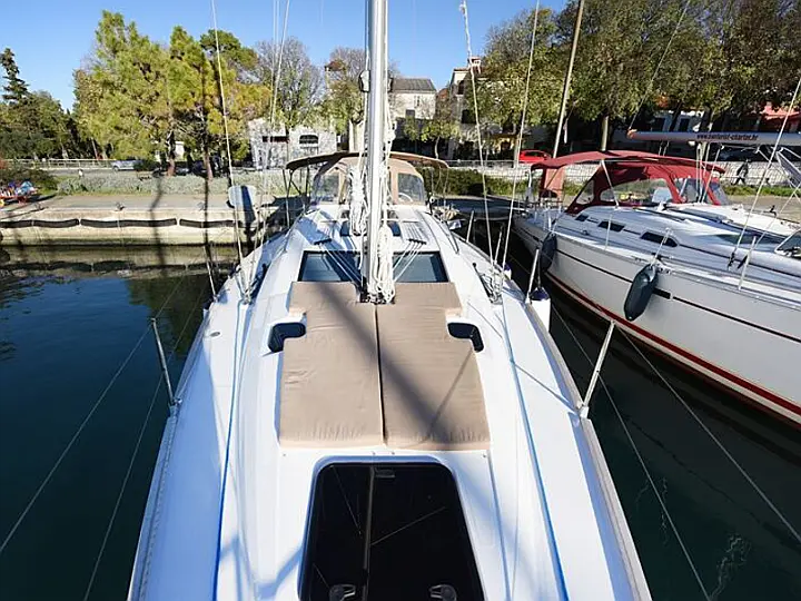 Elan 40 Impression - exterior
