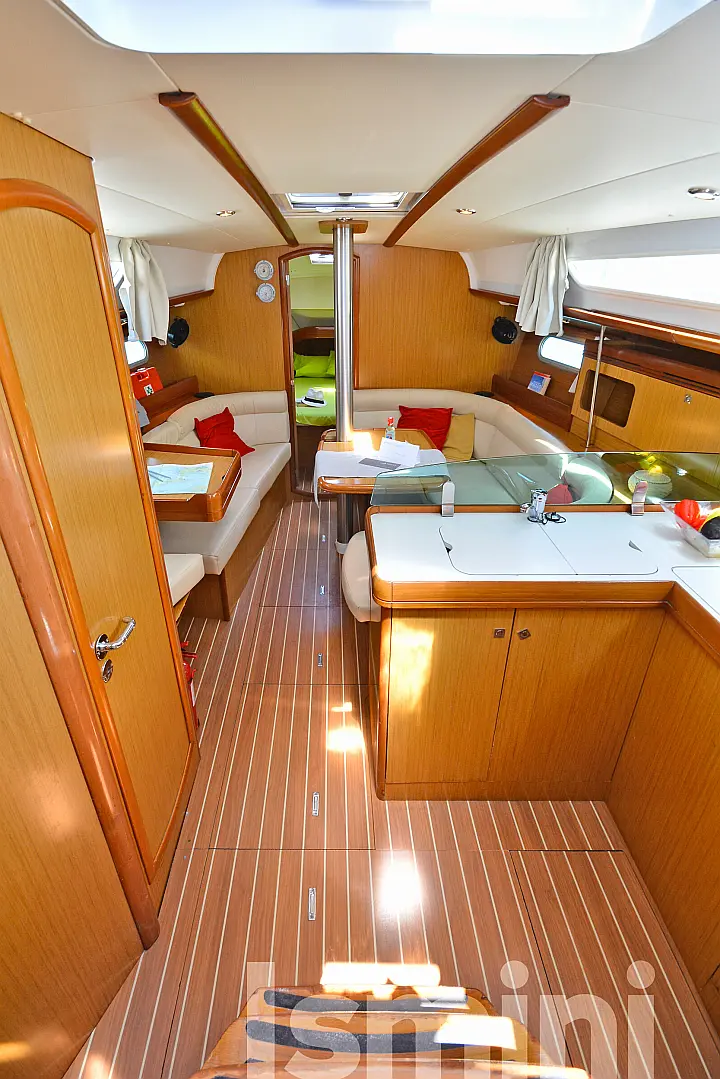 Sun Odyssey 36i - 