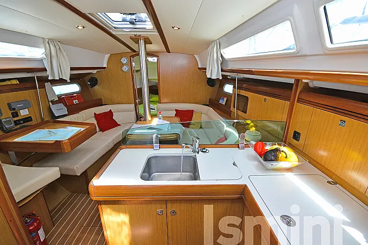 Sun Odyssey 36i - 