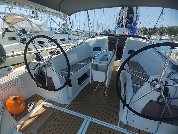 Sun Odyssey 349 - 