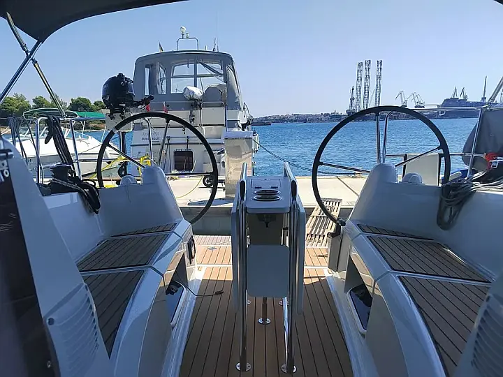 Sun Odyssey 349 - 