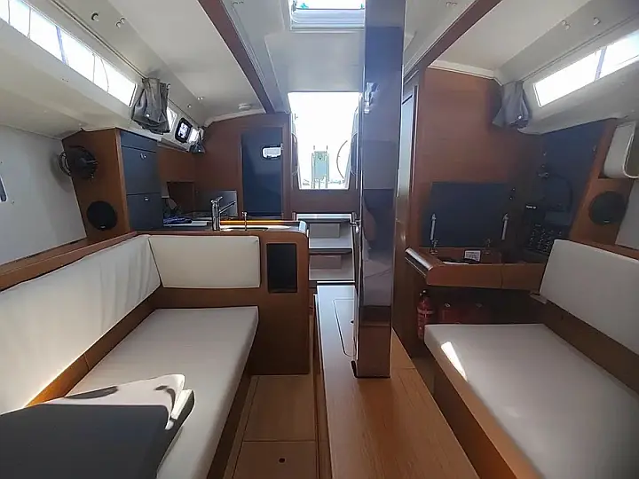 Sun Odyssey 349 - 