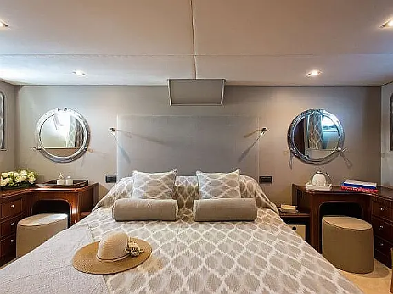 Gentleman's Motor Yacht (Stalca)
